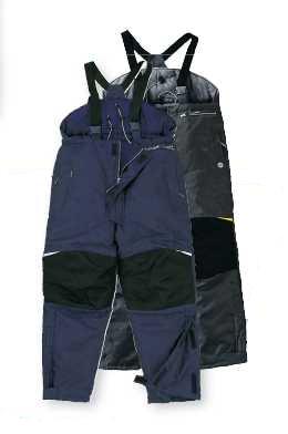 Attrezzature e abbigliamento per sport acquatici, in sconto da